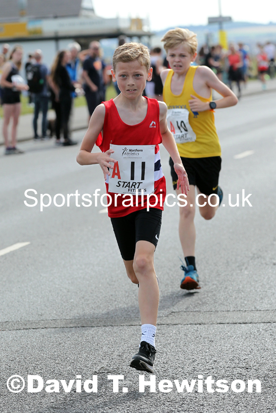 Boys under-13s 2021 Northern 6 and 4 Stage and Young Athletes Road Relays, Redcar. Photo: David T. Hewitson/Sports for All Pics